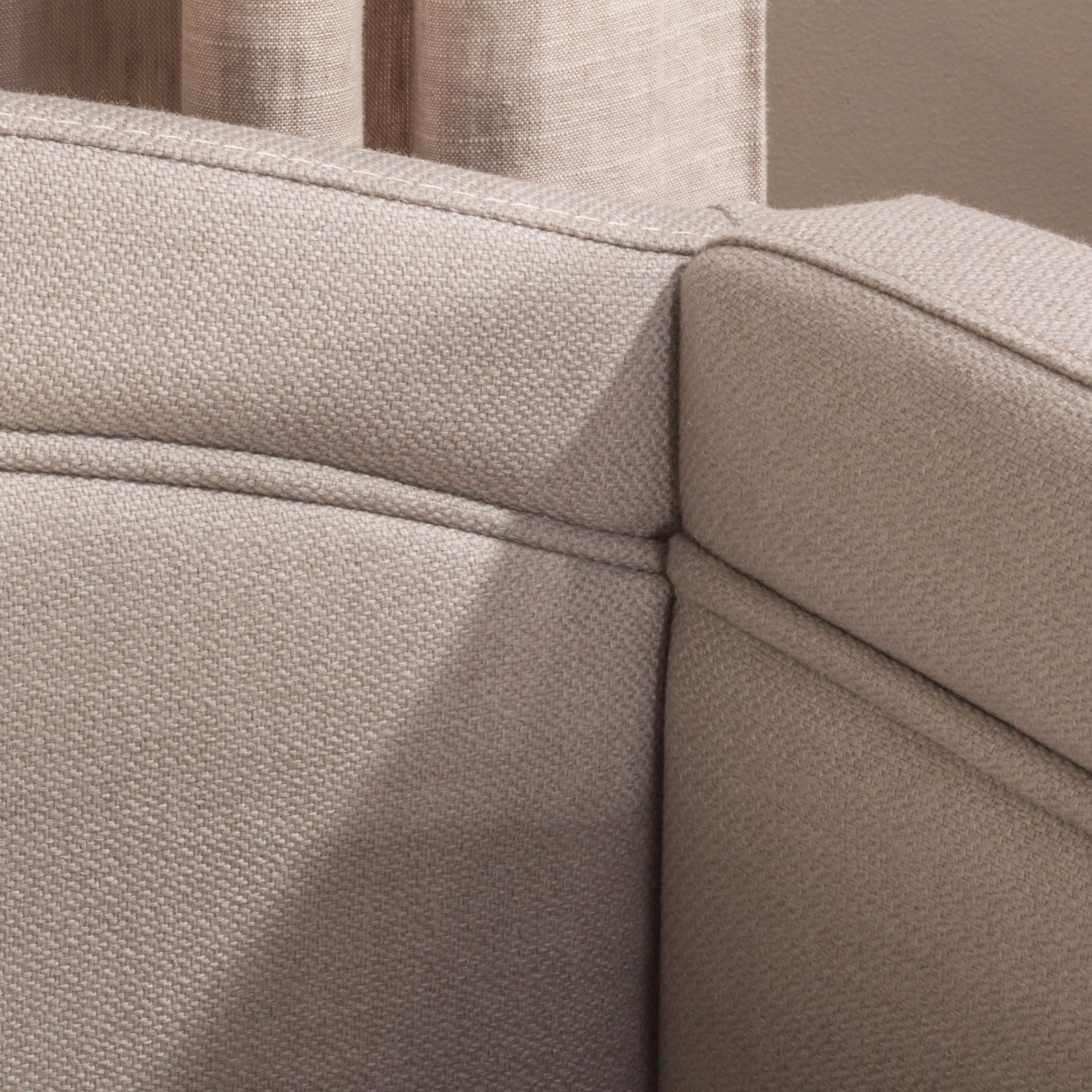 Hillsdale-Furniture-Jasmine-Dove-Grey-Daybed-with-Trundle-5c28d37b-5e8d-47a6-bd69-c87a655a308f-scaled-1.jpg